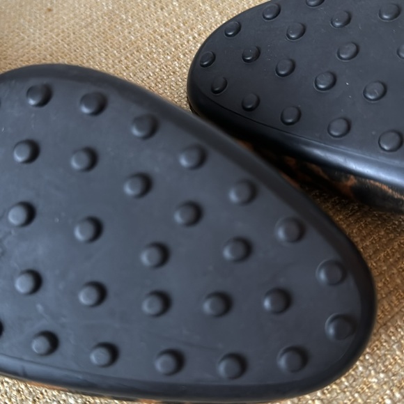 Tod’s Leopard Kitten Heels Pumps in Suede and Patent Leather - 39 - Picture 10 of 11